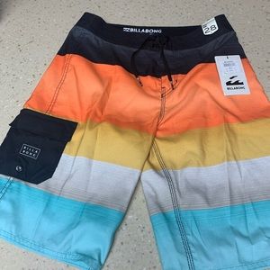 Billabong Boys Board Shorts, Size 28